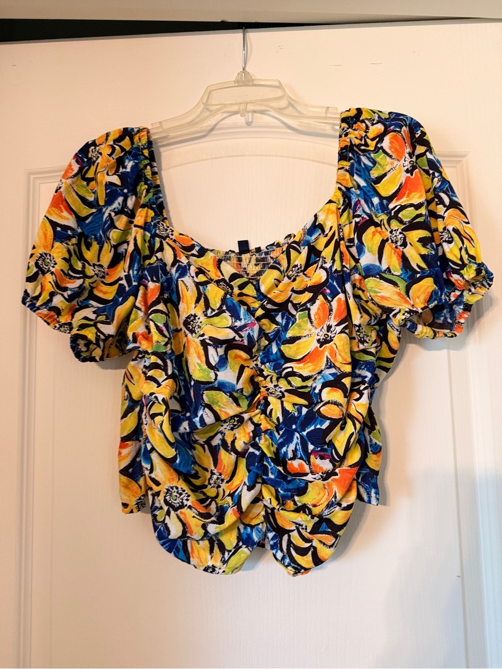 Floral puff sleeve blouse